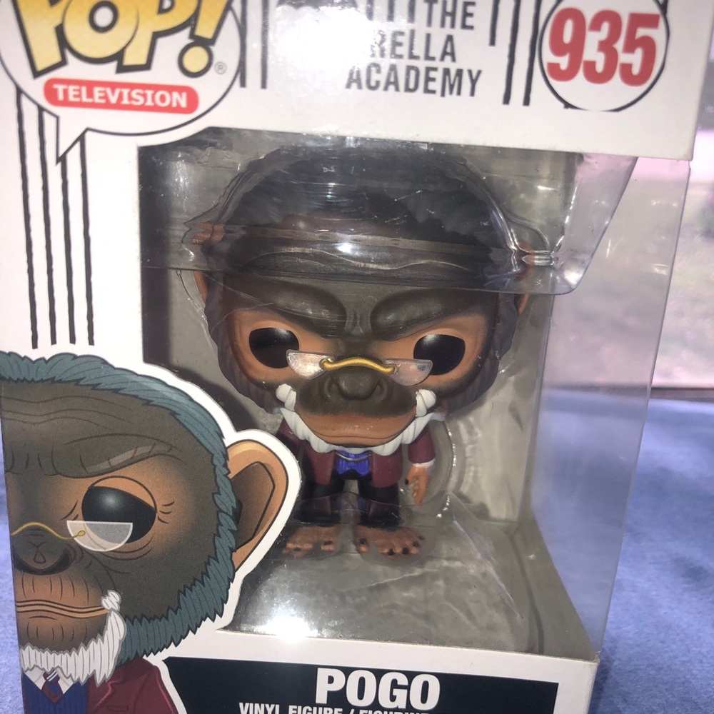 Funko pop the umbrella academy  Pogo Vinyl Figure